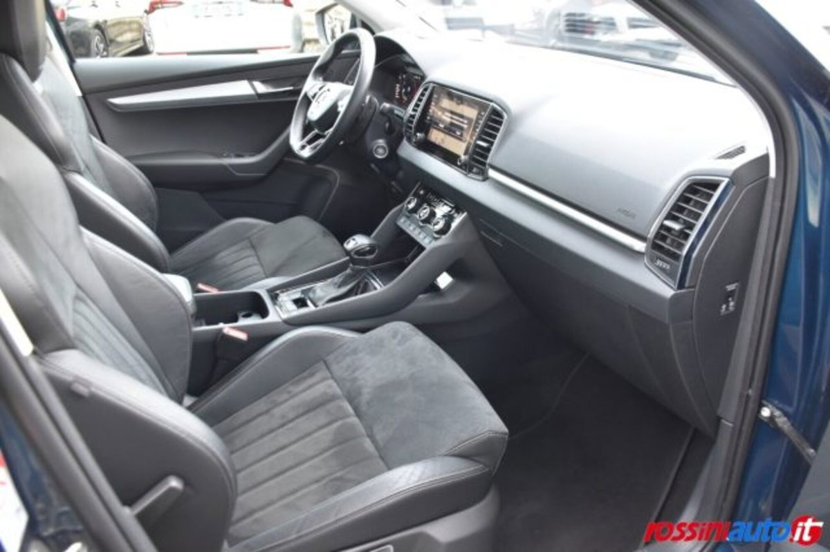 Skoda Karoq 1.5 tsi Executive dsg (14)
