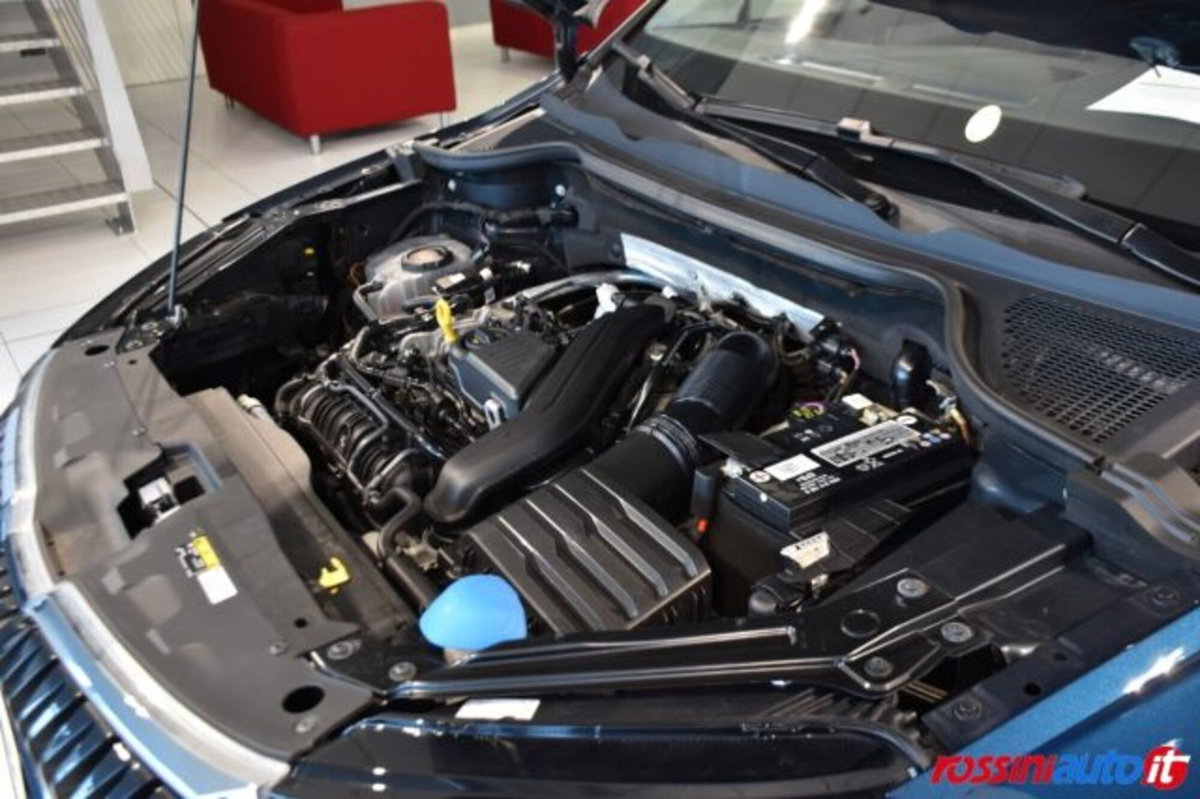 Skoda Karoq 1.5 tsi Executive dsg (15)