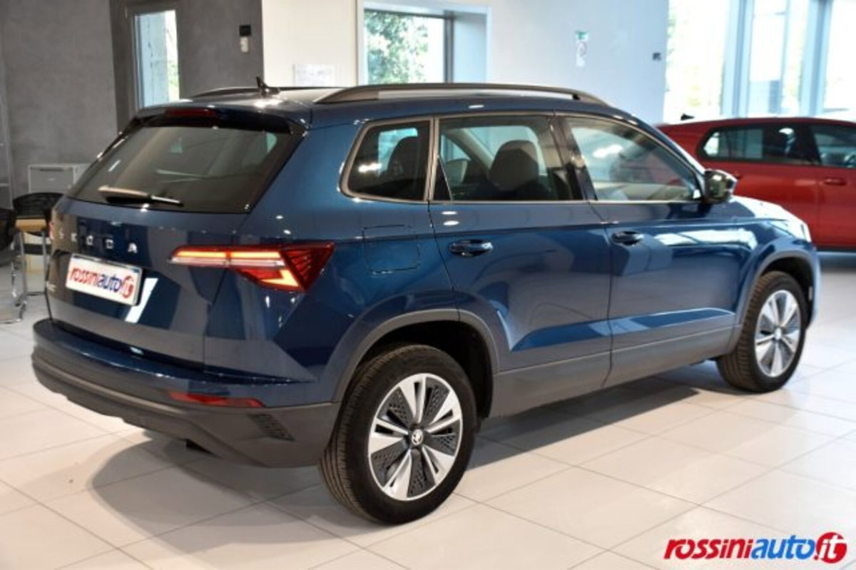 Skoda Karoq 1.5 tsi Executive dsg (5)