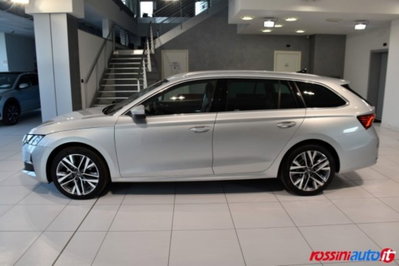 Skoda Octavia Station Wagon 2.0 tdi Style 150cv dsg (2)