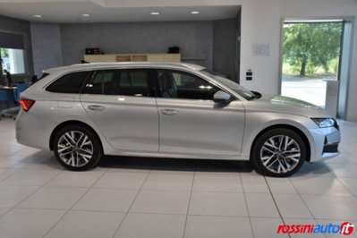 Skoda Octavia Station Wagon 2.0 tdi Style 150cv dsg (6)