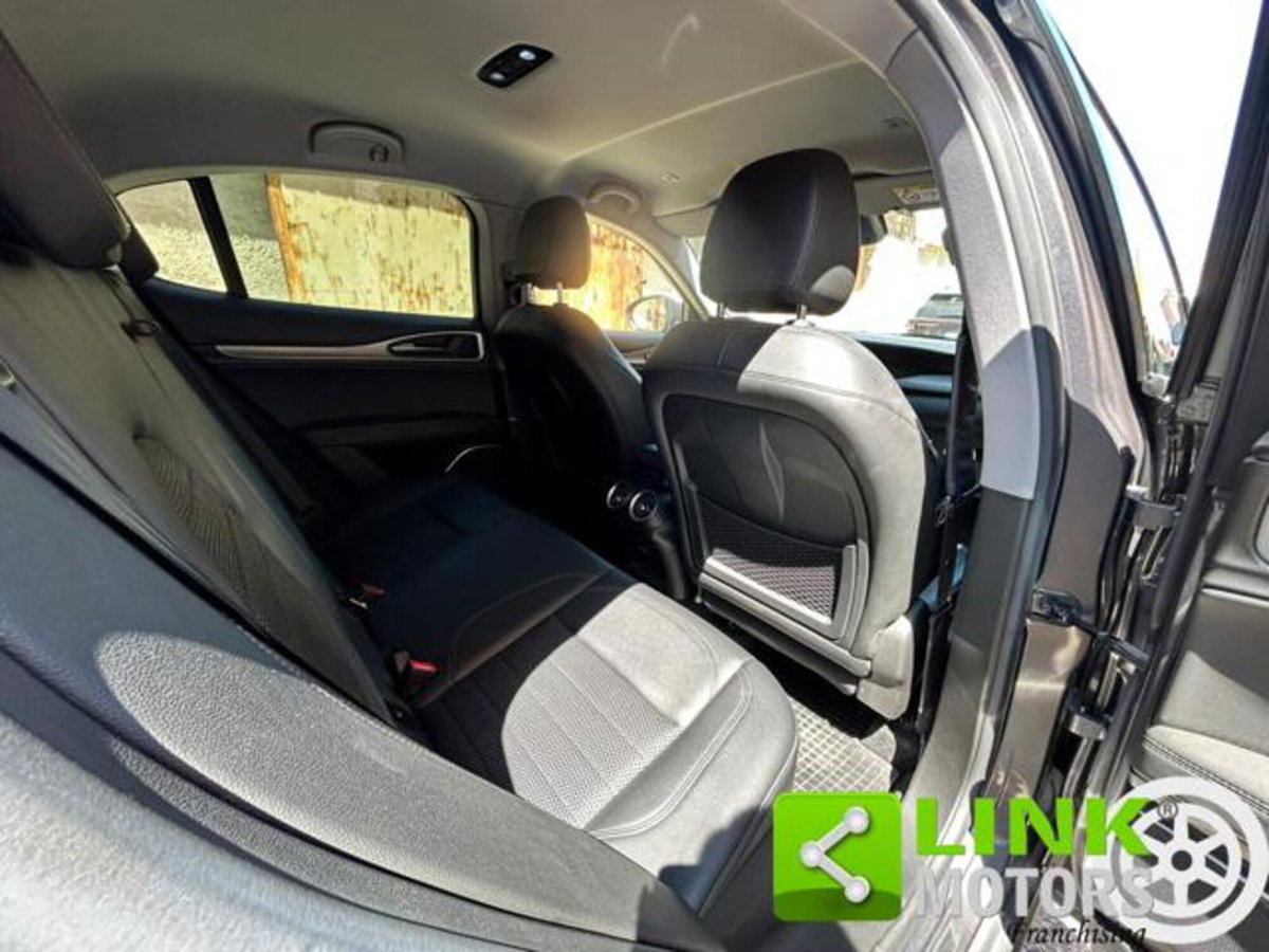 Alfa Romeo Stelvio Stelvio 2.2 Turbodiesel 190 CV AT8 Q4 Sprint (10)