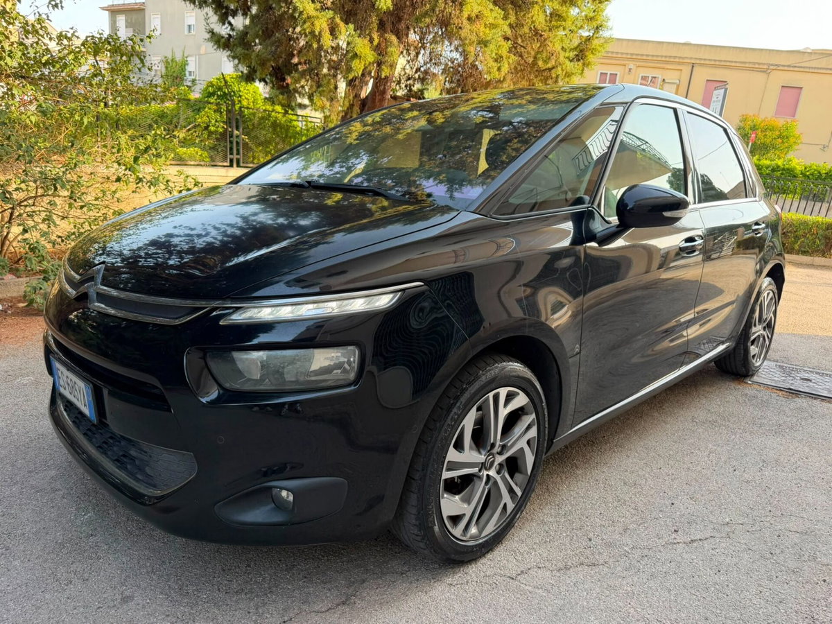 Citroen C4 Picasso 1.6 e-HDi 115 Exclusive (3)