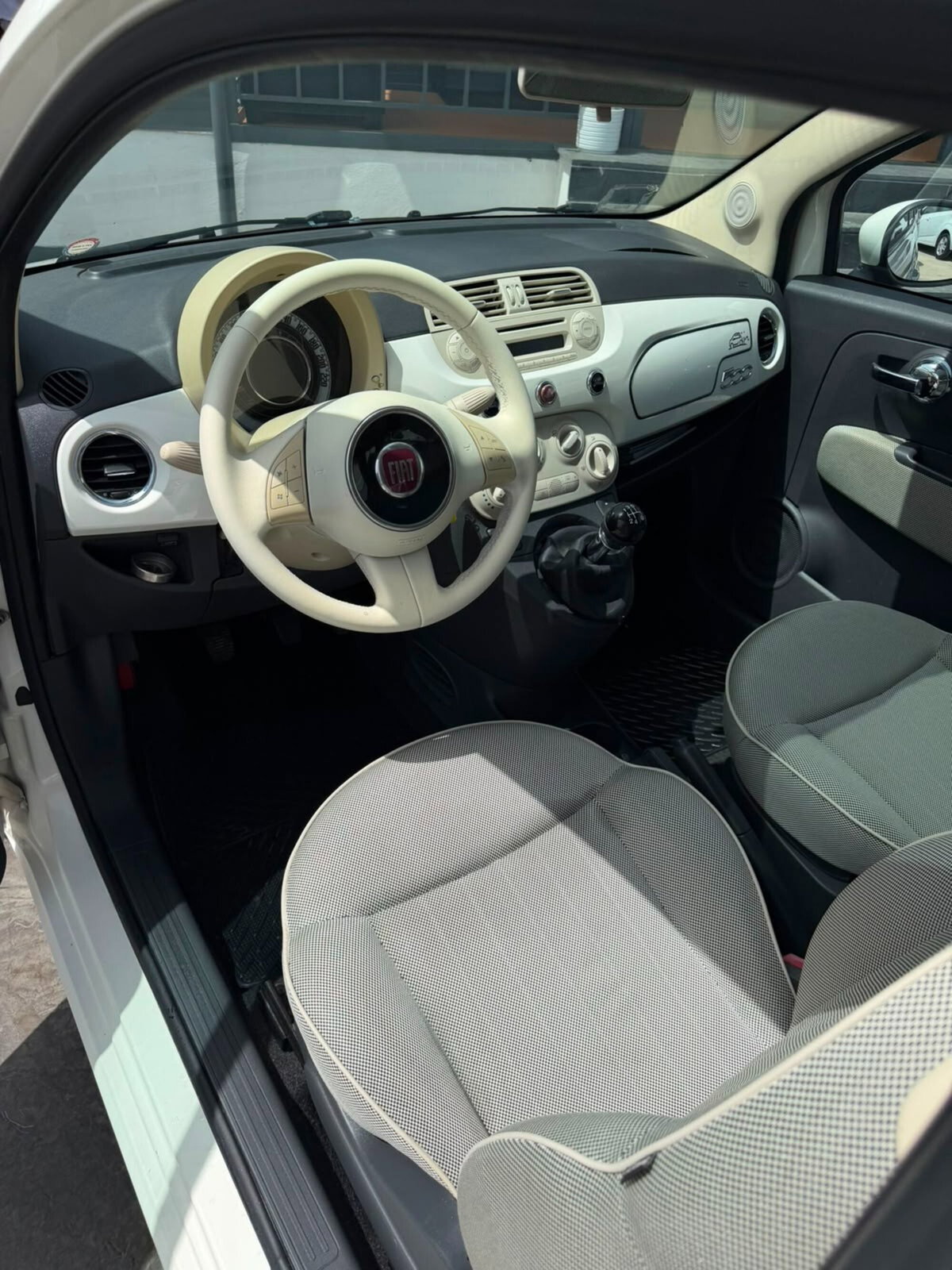 Fiat 500 1.2 Lounge (9)