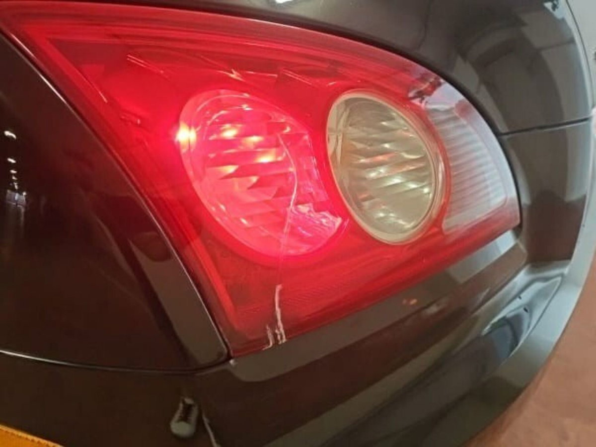 Chrysler Crossfire Coupé 3.2 cat Limited (16)