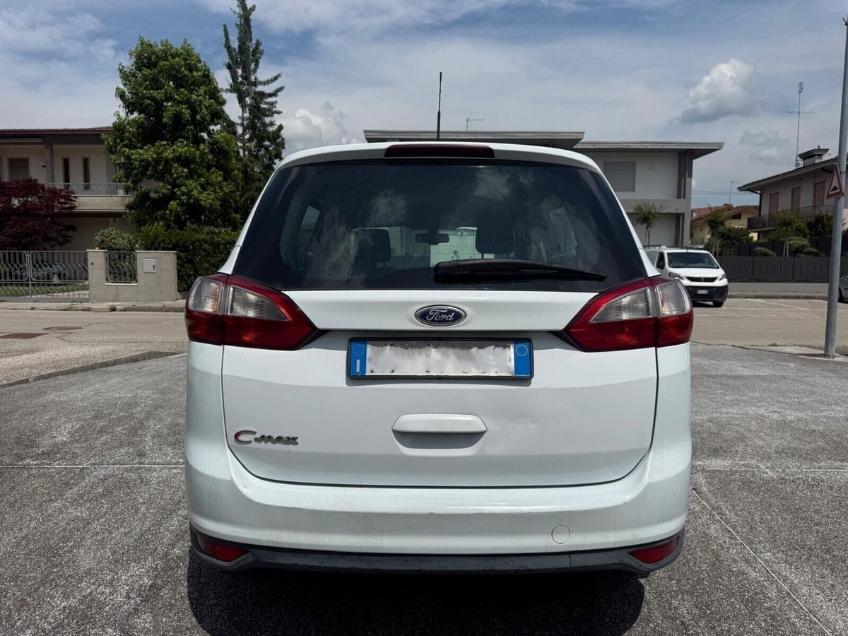 Ford C-Max 1.6 TDCi 115CV Titanium (6)