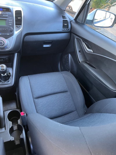 Hyundai ix20 1.6 CRDI 115 CV Comfort (16)