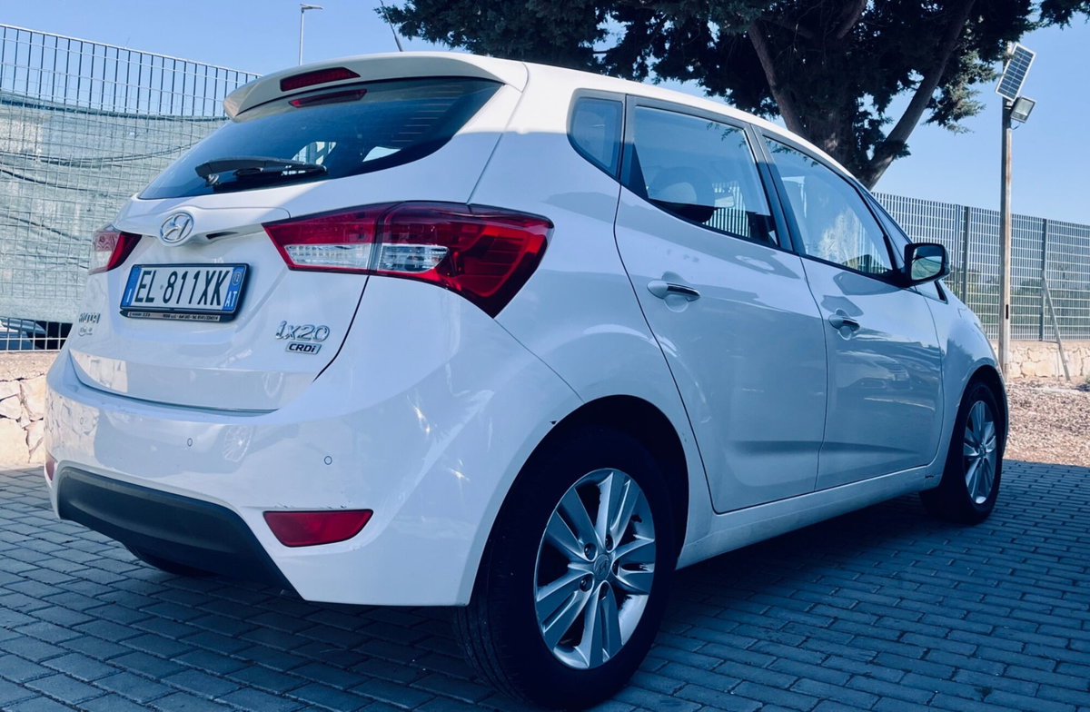 Hyundai ix20 1.6 CRDI 115 CV Comfort (7)