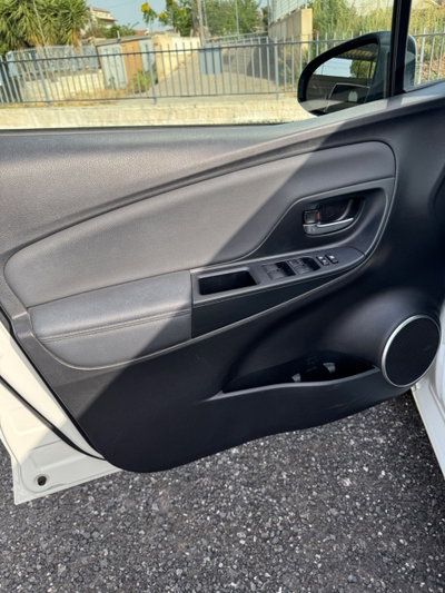 Toyota Yaris 1.5 Hybrid 5 porte Toyota Team (16)