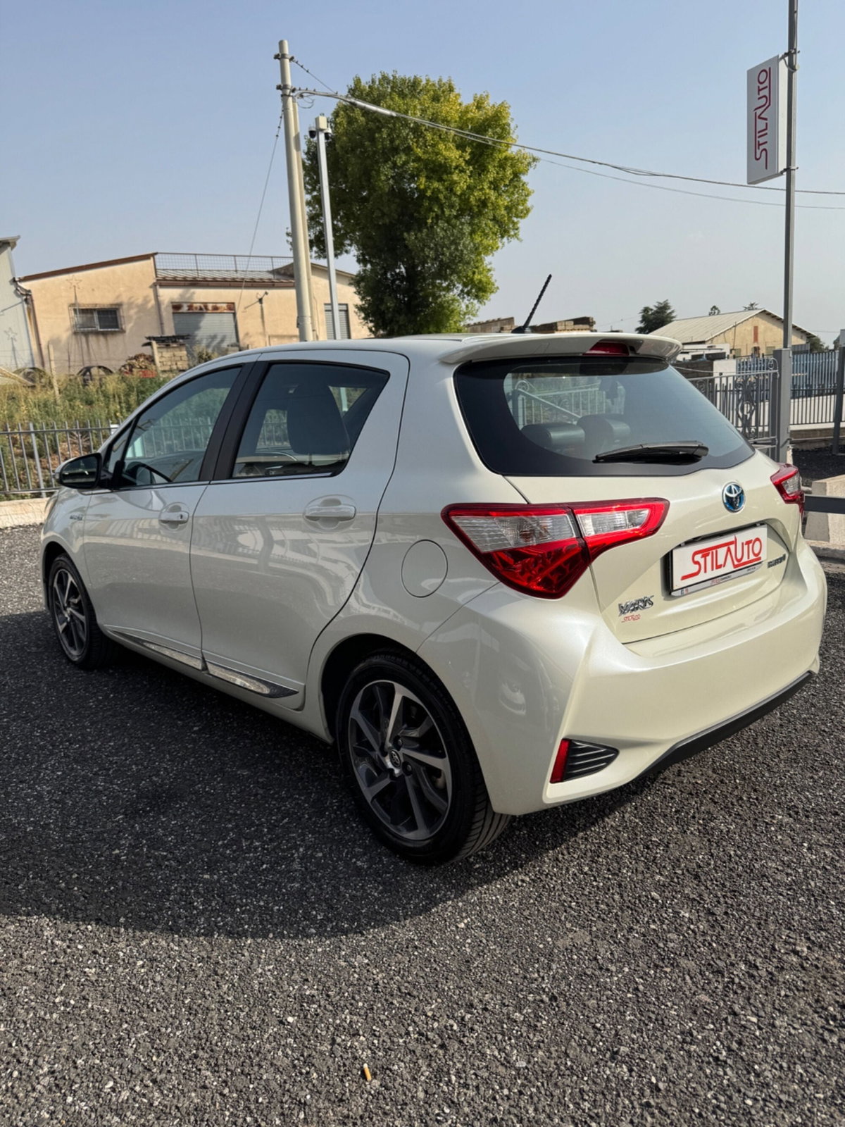 Toyota Yaris 1.5 Hybrid 5 porte Toyota Team (2)