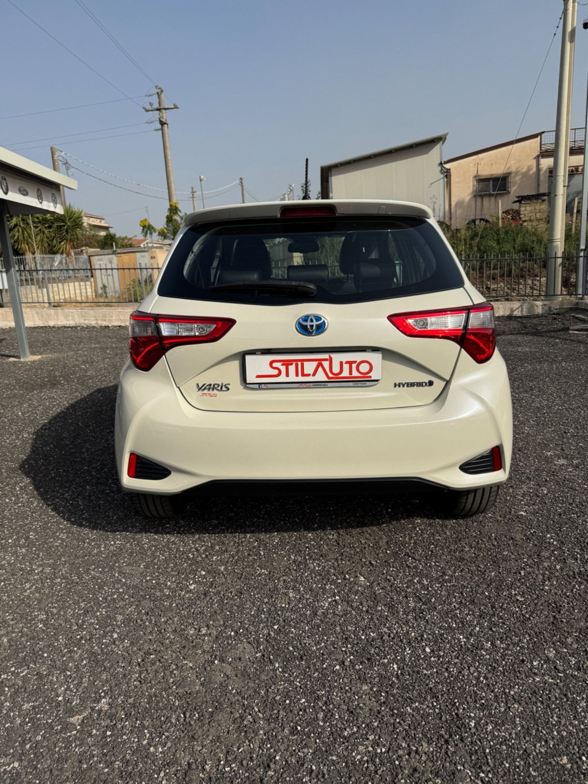 Toyota Yaris 1.5 Hybrid 5 porte Toyota Team (5)