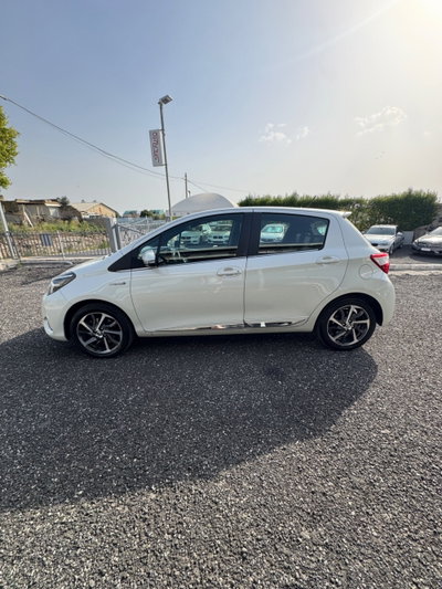 Toyota Yaris 1.5 Hybrid 5 porte Toyota Team (6)