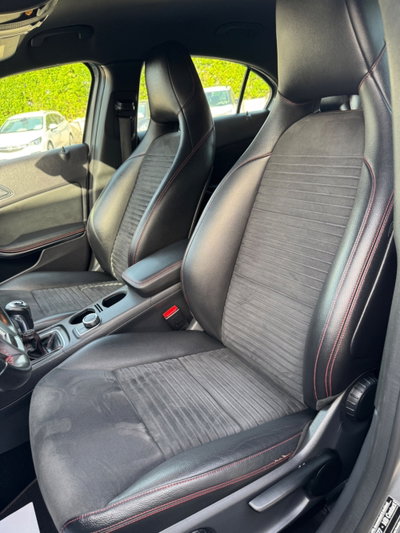 Mercedes-Benz Classe A 180 CDI Premium (15)