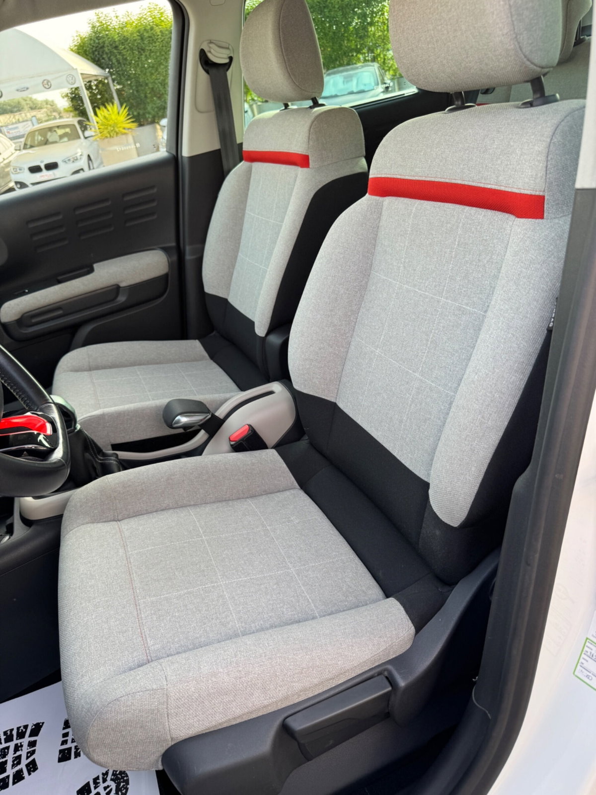 Citroen C3 Aircross BlueHDi 100 Shine (11)