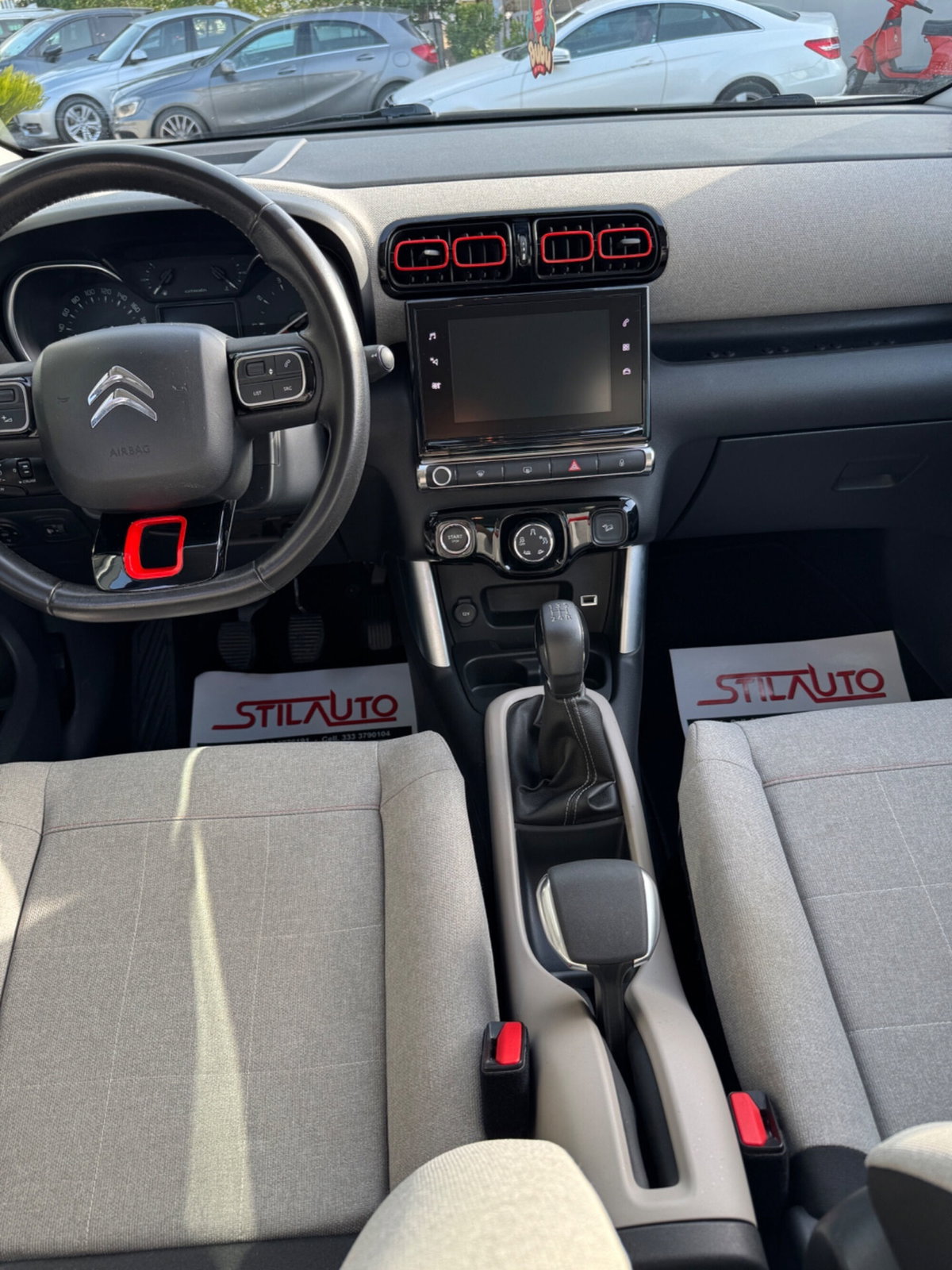 Citroen C3 Aircross BlueHDi 100 Shine (9)