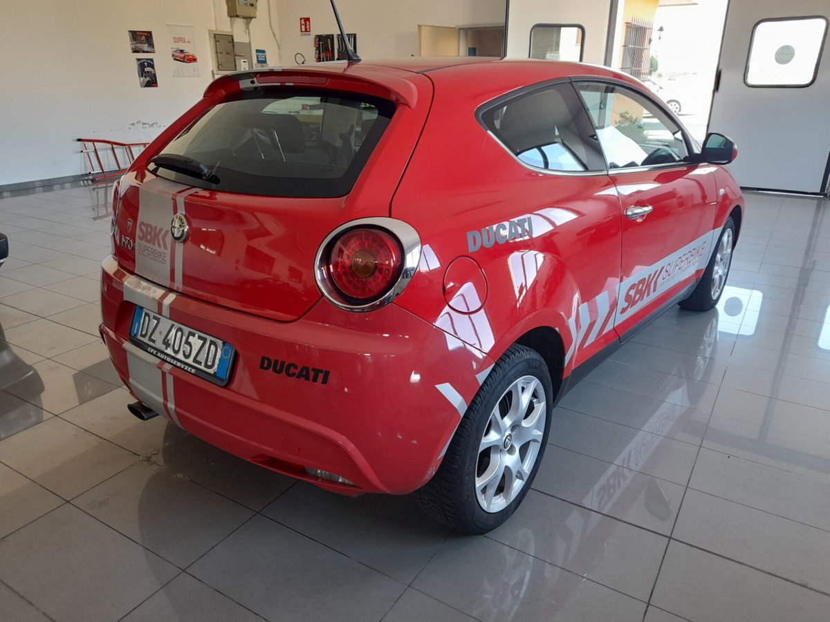 Alfa Romeo MiTo 1.4 78 CV Distinctive (10)