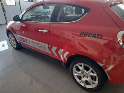 Alfa Romeo MiTo 1.4 78 CV Distinctive (7)