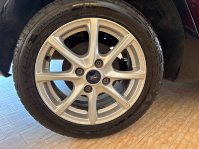 Ford Fiesta 1.2 82 CV 5 porte Titanium (14)