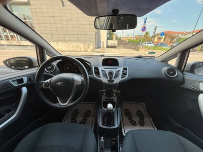 Ford Fiesta 1.2 82 CV 5 porte Titanium (11)