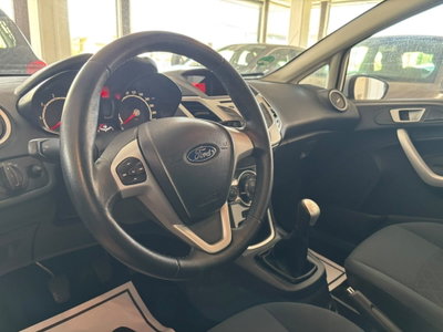 Ford Fiesta 1.2 82 CV 5 porte Titanium (16)