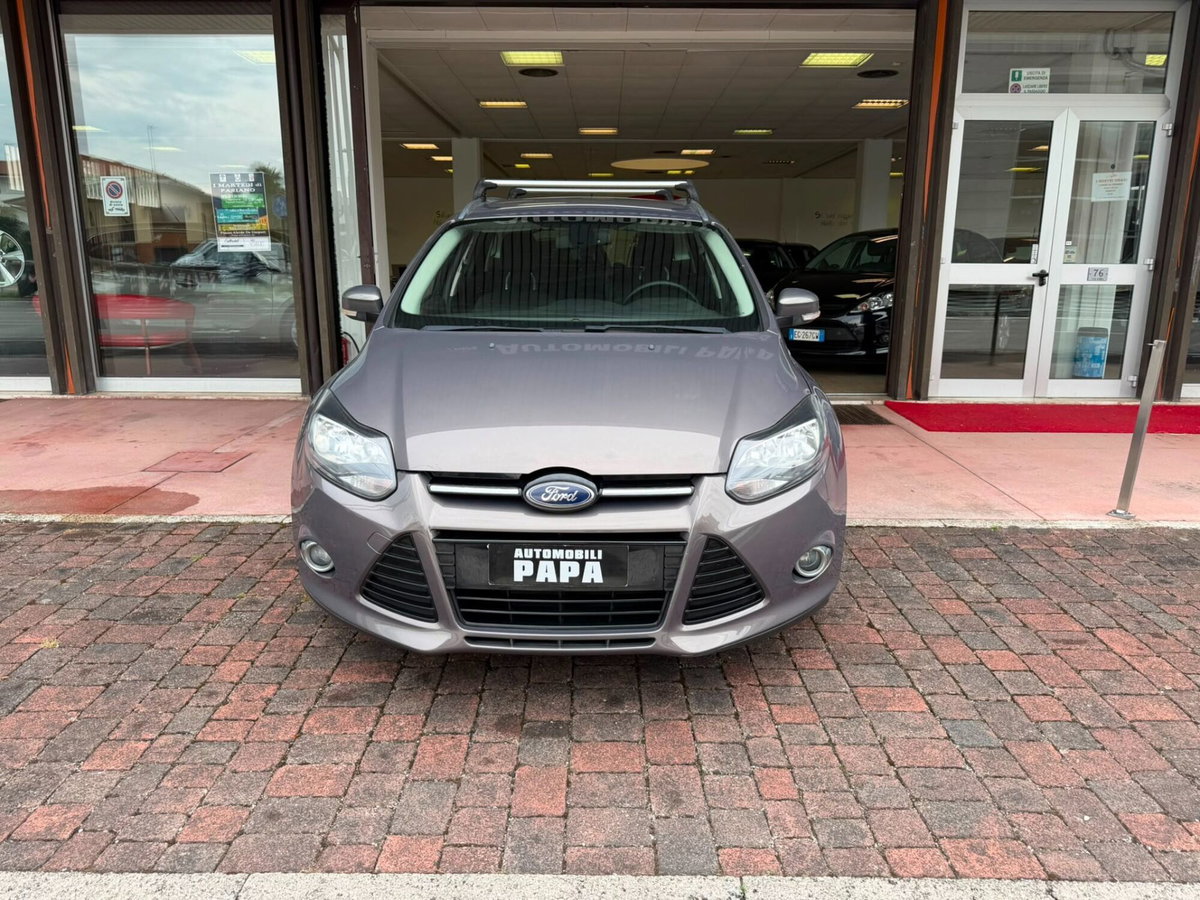 Ford Focus Station Wagon 1.6 TDCi 115 CV SW Titanium (5)