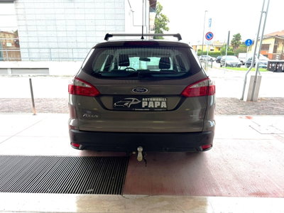 Ford Focus Station Wagon 1.6 TDCi 115 CV SW Titanium (6)