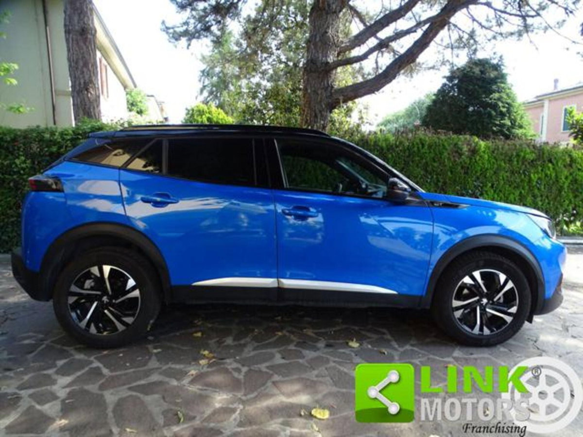 Peugeot 2008 BlueHDi 110 S&S GT (3)