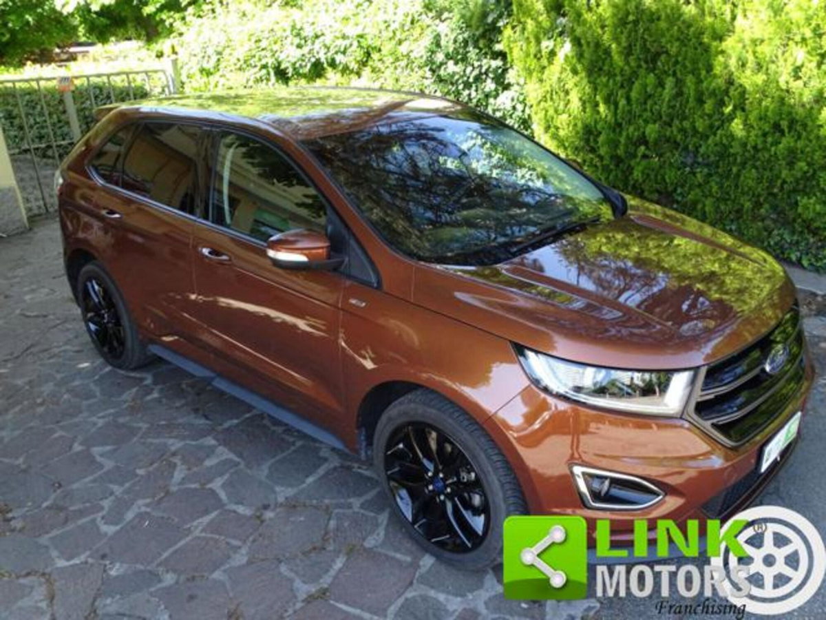 Ford Edge 2.0 TDCI 210 CV AWD S&S Powershift ST Line (11)