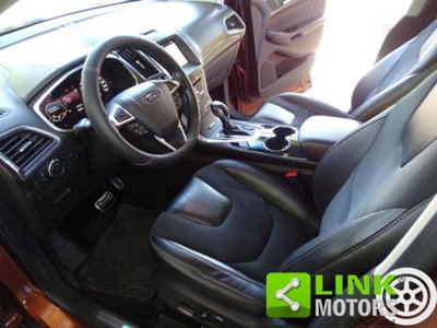 Ford Edge 2.0 TDCI 210 CV AWD S&S Powershift ST Line (18)