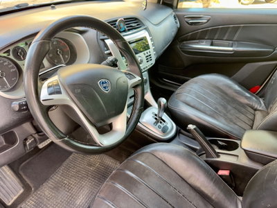 Lancia Delta 1.6 MJT DPF Selectronic Oro (7)