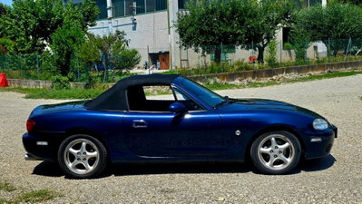Mazda MX-5 1.6i 16V cat Naked (18)