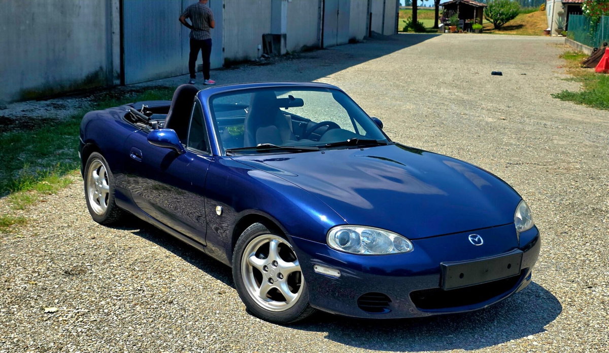 Mazda MX-5 1.6i 16V cat Naked (3)