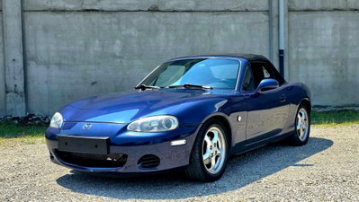 Mazda MX-5 1.6i 16V cat Naked (4)