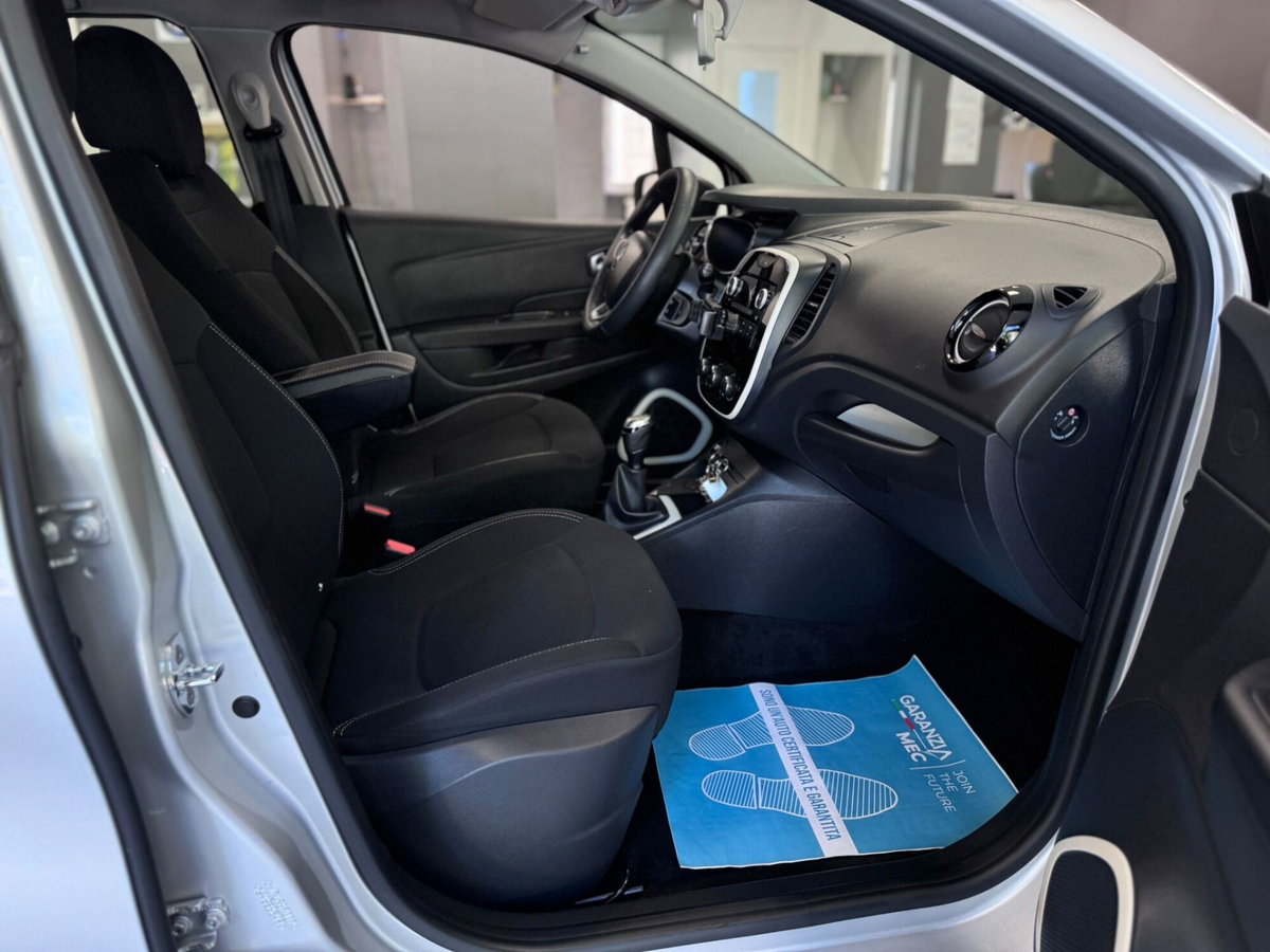 Renault Captur TCe 12V 90 CV Sport Edition (7)