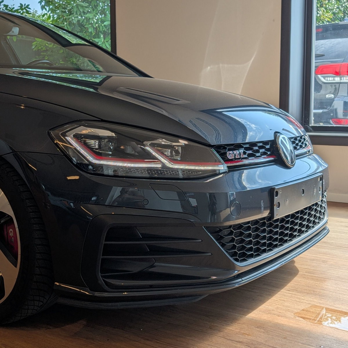 Volkswagen Golf GTI Performance 2.0 245 CV TSI DSG 5p. BMT (2)