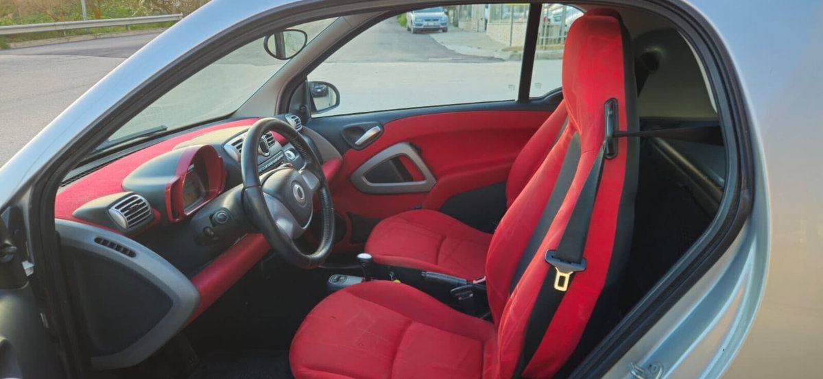 smart Fortwo 1000 52 kW MHD coupé passion (5)