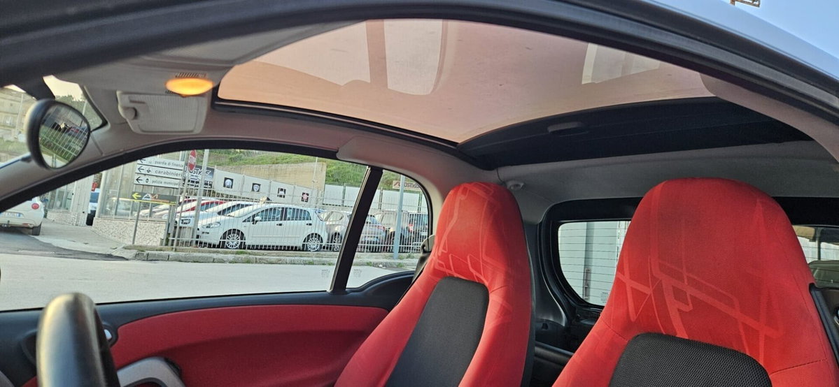 smart Fortwo 1000 52 kW MHD coupé passion (6)