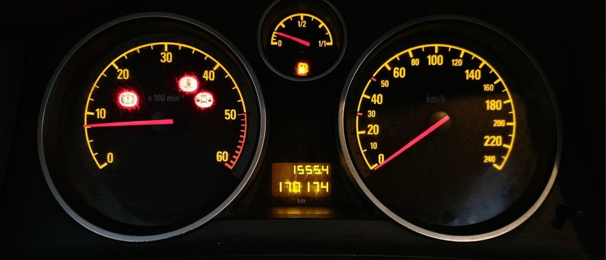 Opel Zafira 1.9 CDTI 120CV Cosmo (12)