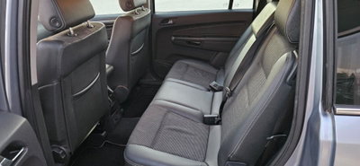 Opel Zafira 1.9 CDTI 120CV Cosmo (6)