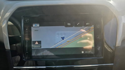 Suzuki Vitara 1.6 DDiS V-Top (9)