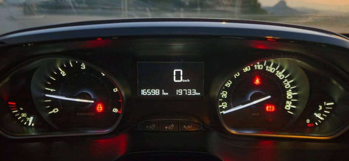 Peugeot 2008 100 Allure (11)