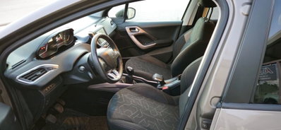 Peugeot 2008 100 Allure (5)