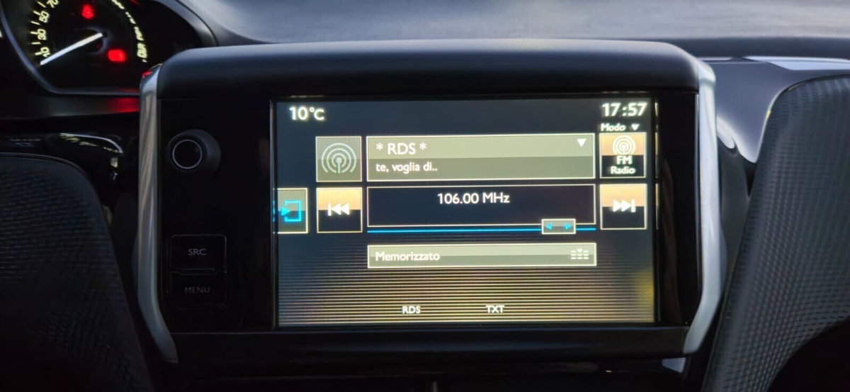 Peugeot 2008 100 Allure (8)