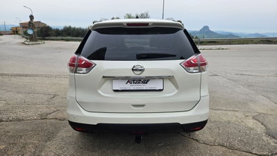 Nissan X-Trail 1.6 dCi 4WD Tekna (4)