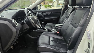 Nissan X-Trail 1.6 dCi 4WD Tekna (5)