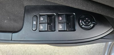 Alfa Romeo Giulietta 1.6 JTDm Super 120cv (14)