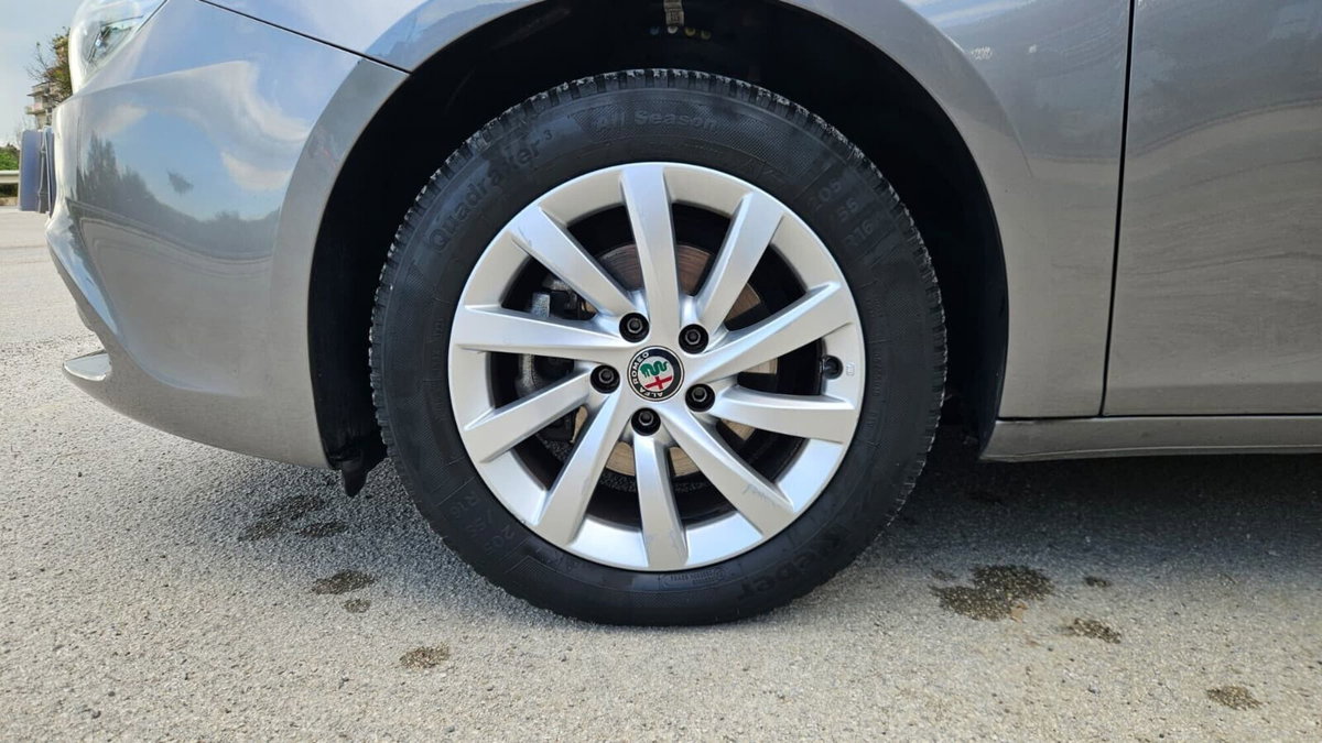 Alfa Romeo Giulietta 1.6 JTDm Super 120cv (18)