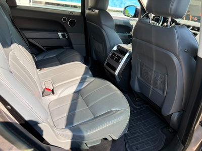 Land Rover Range Rover Sport 3.0 TDV6 HSE (12)