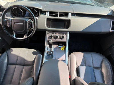 Land Rover Range Rover Sport 3.0 TDV6 HSE (13)