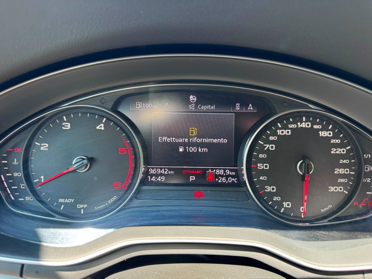 Audi A4 Avant 30 TDI/136 CV S tronic Business Advanced (14)